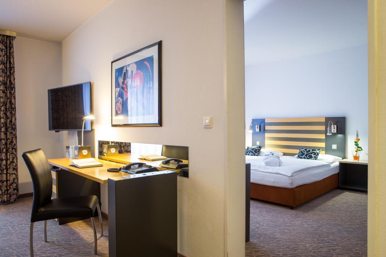 Lindner Hotel Frankfurt Hochst, Part Of Jdv By Hyatt Frankfurt am Main Eksteriør bilde